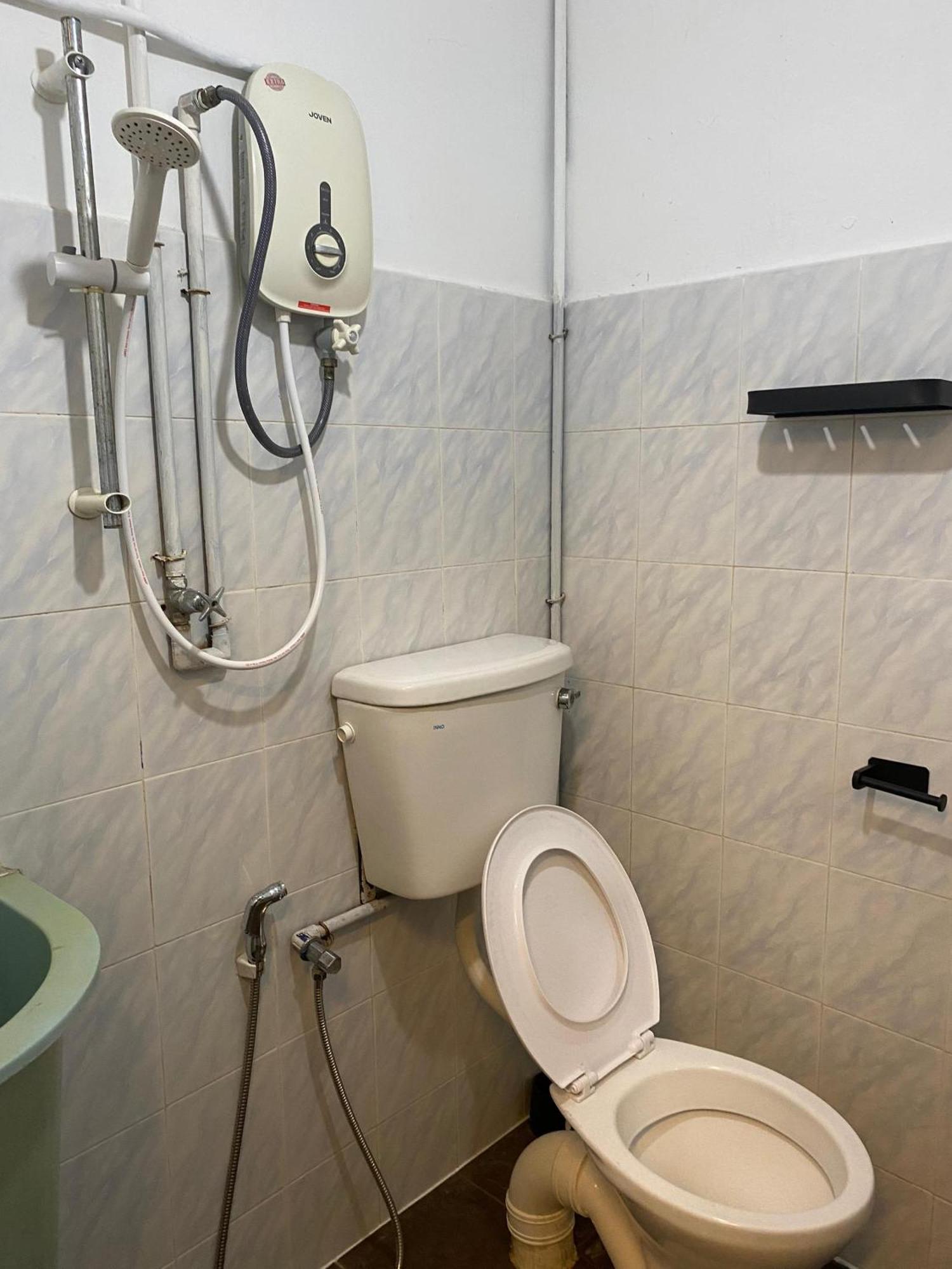 Aayu Muntri Penang Hostel George Town